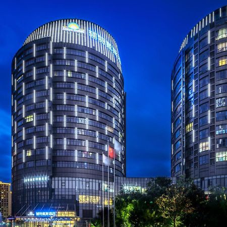 Days Hotel Suzhou Сучжоу Екстер'єр фото