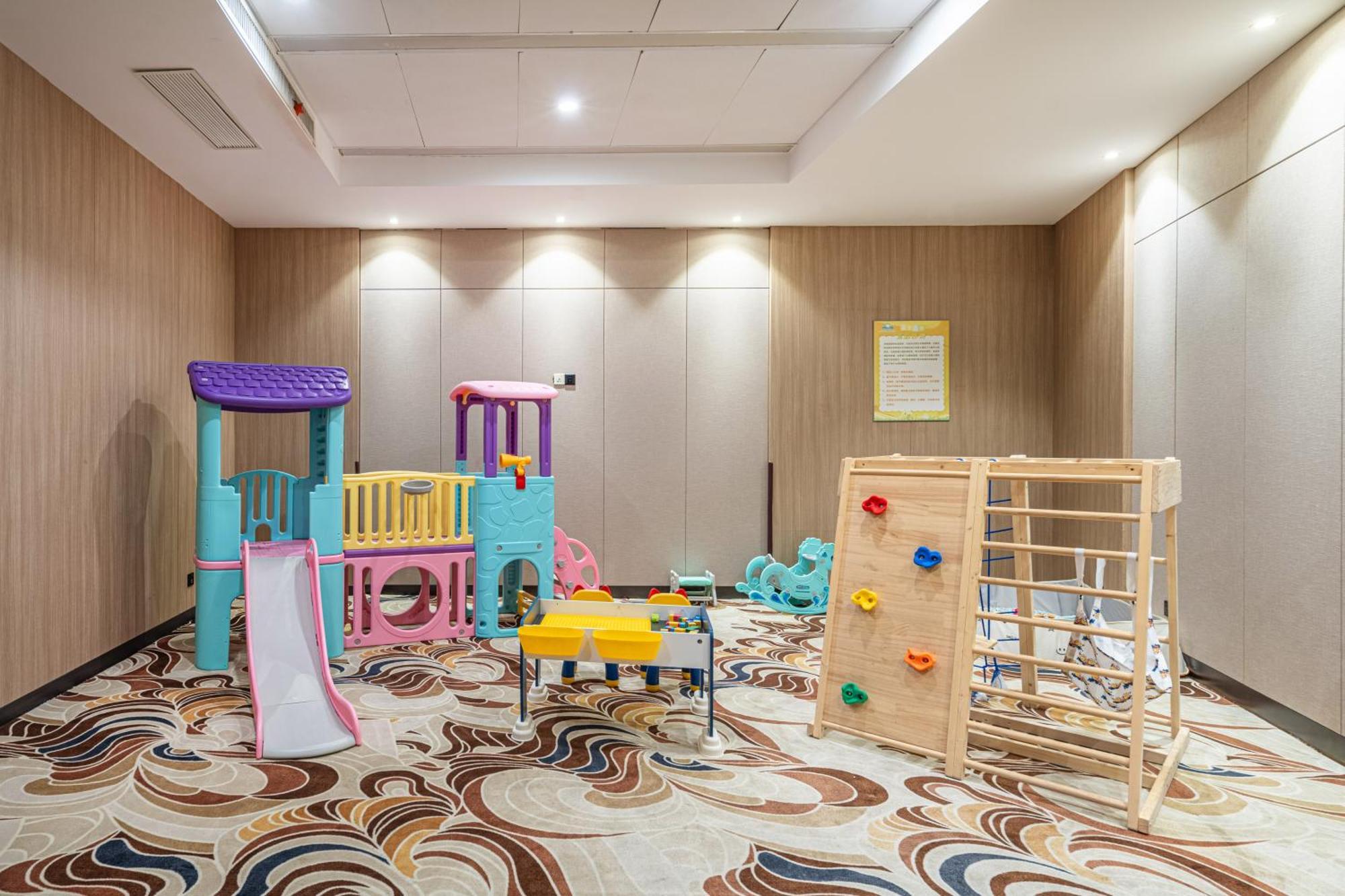 Days Hotel Suzhou Сучжоу Екстер'єр фото